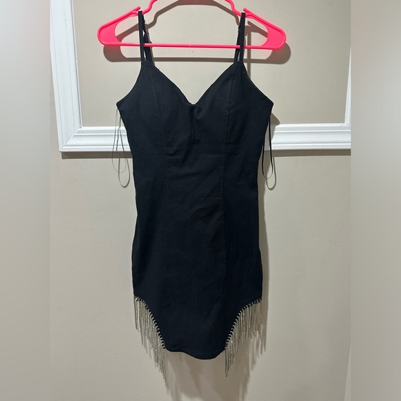 Black Mini Skintight dress‎ with fringe - Picture 1 of 6